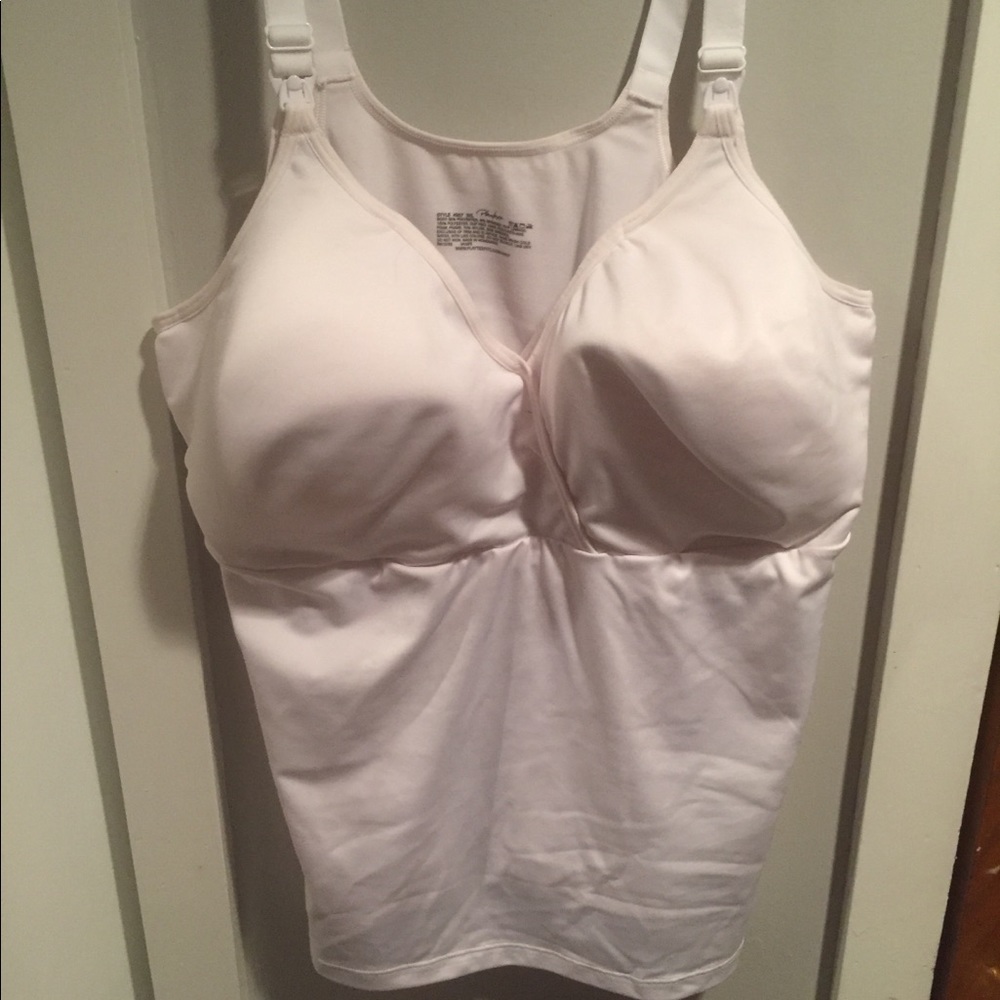 Breastfeeding tank top with built in bra